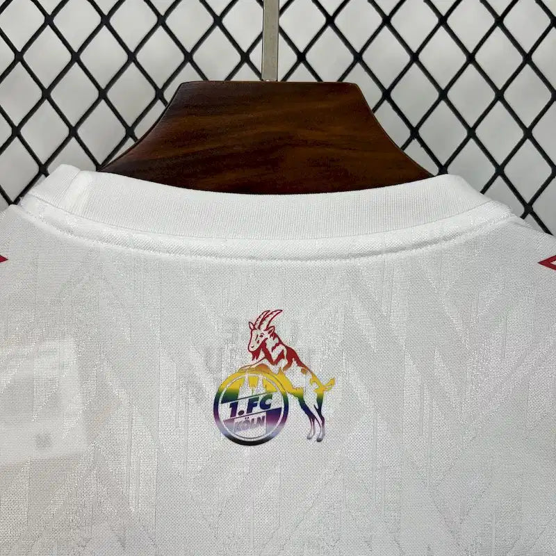Maillot FC Köln – Sondertrikot "Diversity" 2025/2026 Senior : Un symbole fort pour l’inclusion