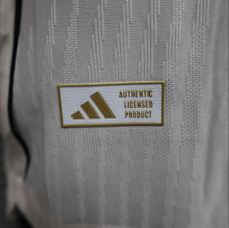 Maillots Homme Domicile Real Madrid 2025/2026 Blanc S-XXL