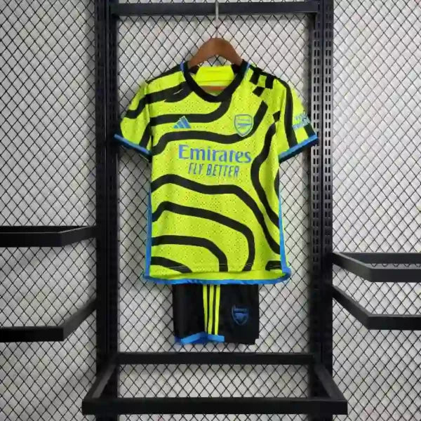 Ensemble Enfant Arsenal Extérieur 2023/2024 – Maillot + Short – Jaune Fluo ; Graphismes Noirs