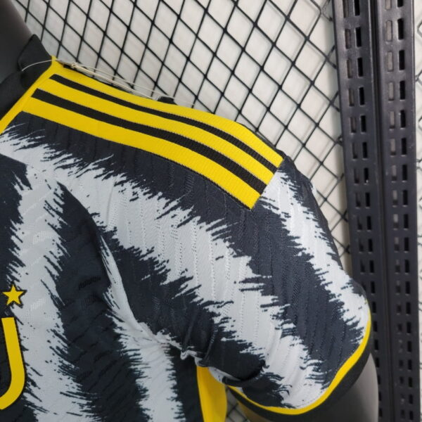 Maillot Juventus 23/24 Domicile