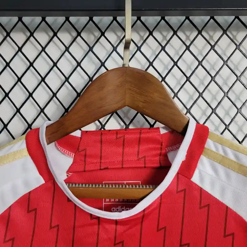 Ensemble Enfant Arsenal Domicile 2023/2024 – Maillot + Short – Rouge & Blanc