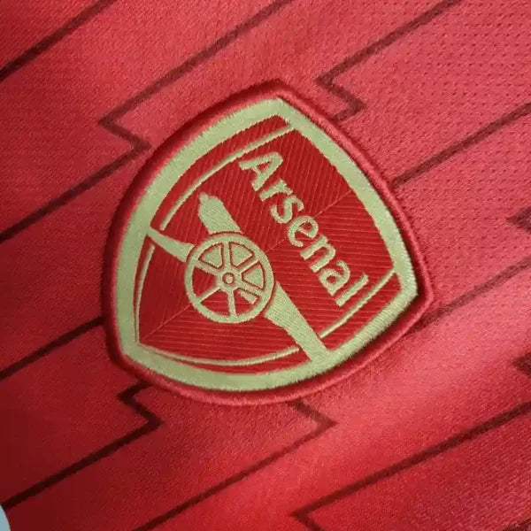 Ensemble Enfant Arsenal Domicile 2023/2024 – Maillot + Short – Rouge & Blanc