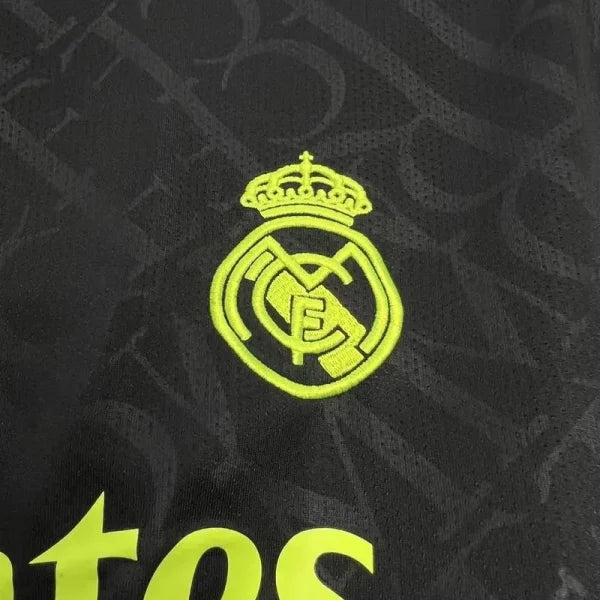 Maillot Real Madrid 2025/26 Editions Spécial Noir et Jaunes- Manches courtes