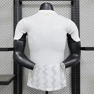 Bayer Leverkusen 2024/2025 – Extérieur