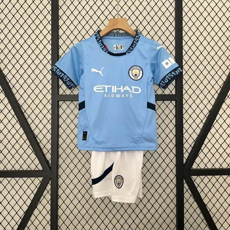 Ensemble enfant Manchester City FC 2024/2025 – Ensemble Domicile Enfant (Maillot + Short)