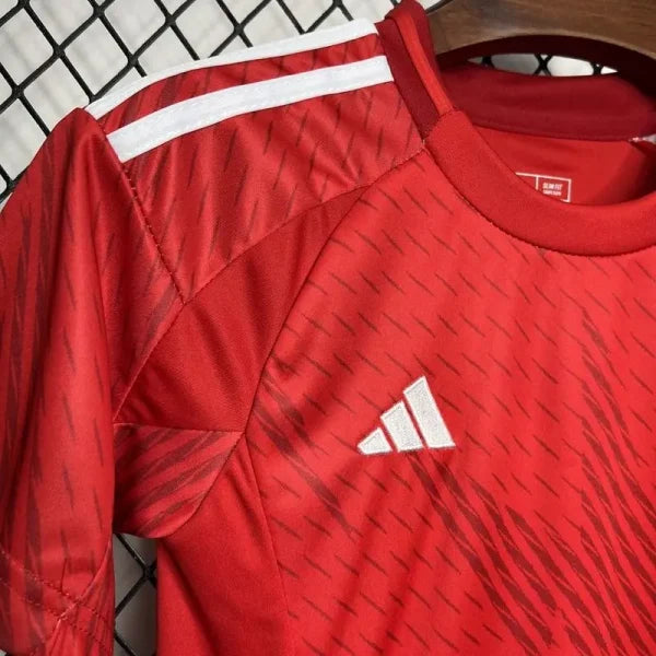 Ensemble Enfant Nottingham Forest 2024/2025 – Domicile