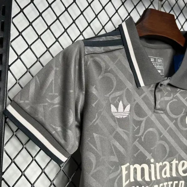 Ensemble enfant Real Madrid 2024/2025 –Edition Third Gris