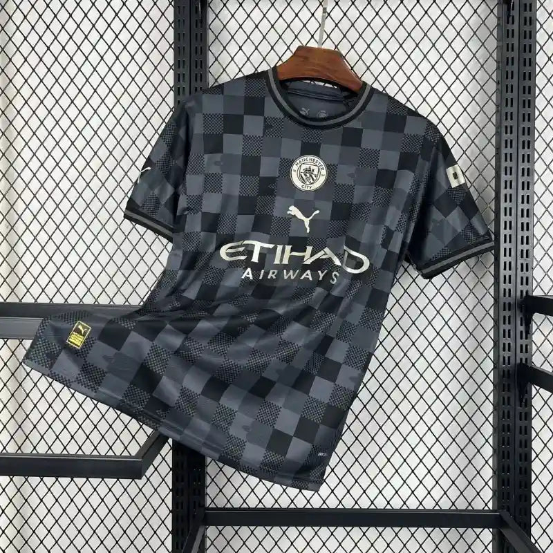 Manchester City FC 2024/2025 – Maillot Édition Spéciale damier Noir et Gris Homme