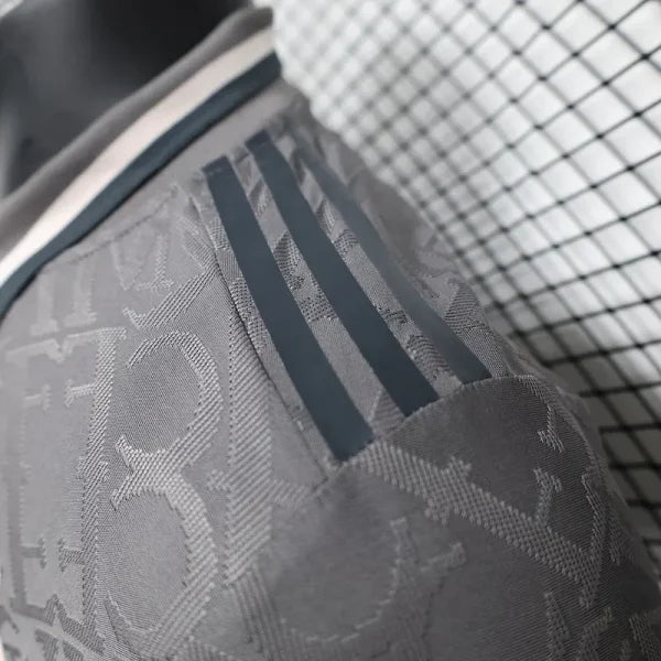 Maillot Real Madrid 2024/25 Third– Gris manches longues