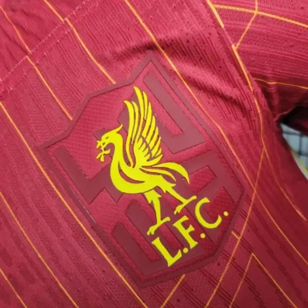 Maillots Liverpool FC 2024/2025 – Maillot Domicile Homme (Version Joueur, Manches Courtes)