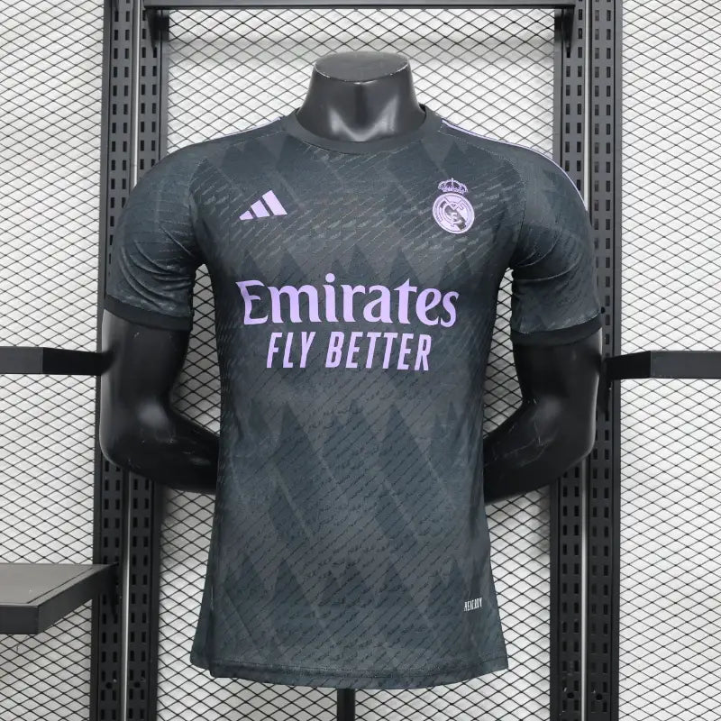 Maillot Real Madrid 2025/26 – Édition Spéciale Noir et Violette