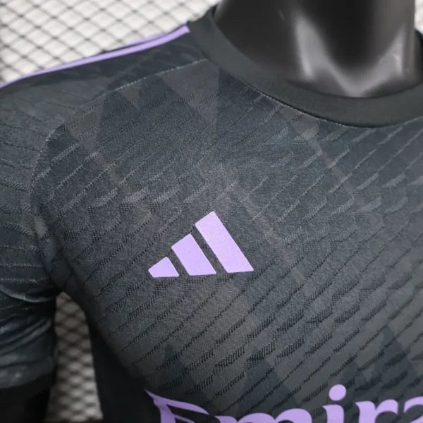 Maillot Real Madrid 2025/26 – Édition Spéciale Noir et Violette