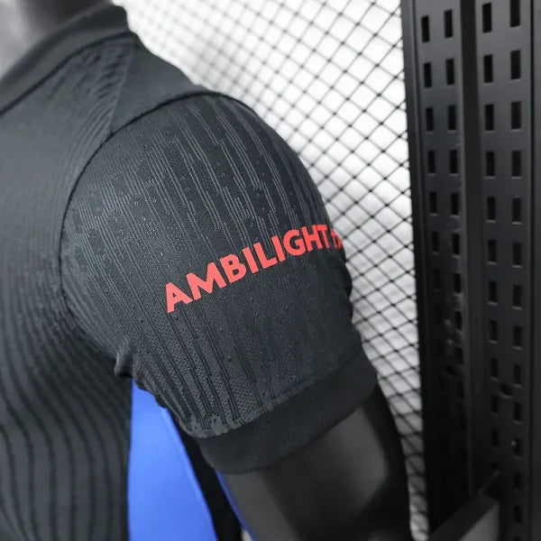 Maillot FC Barcelone 2024/2025 – Édition Spéciale Noir & Logo Rouge – Manches Courtes