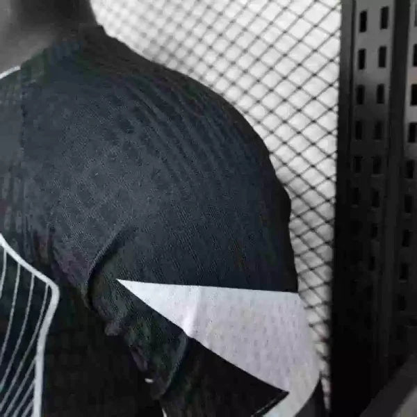 Maillot FC Barcelone 2025/2026 – Édition Spéciale Rouge & Noir Spotify