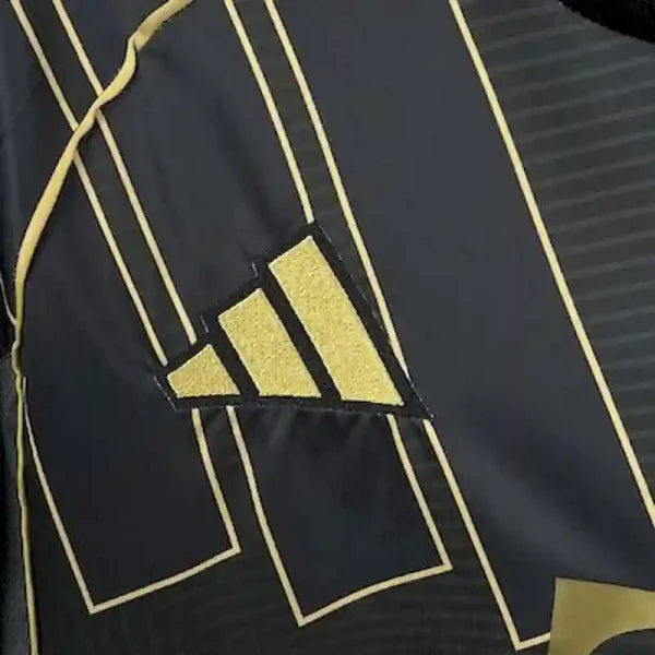 Maillot Bayern Munich 2025/2026 – Maillot Édition Spéciale Noir ; Or