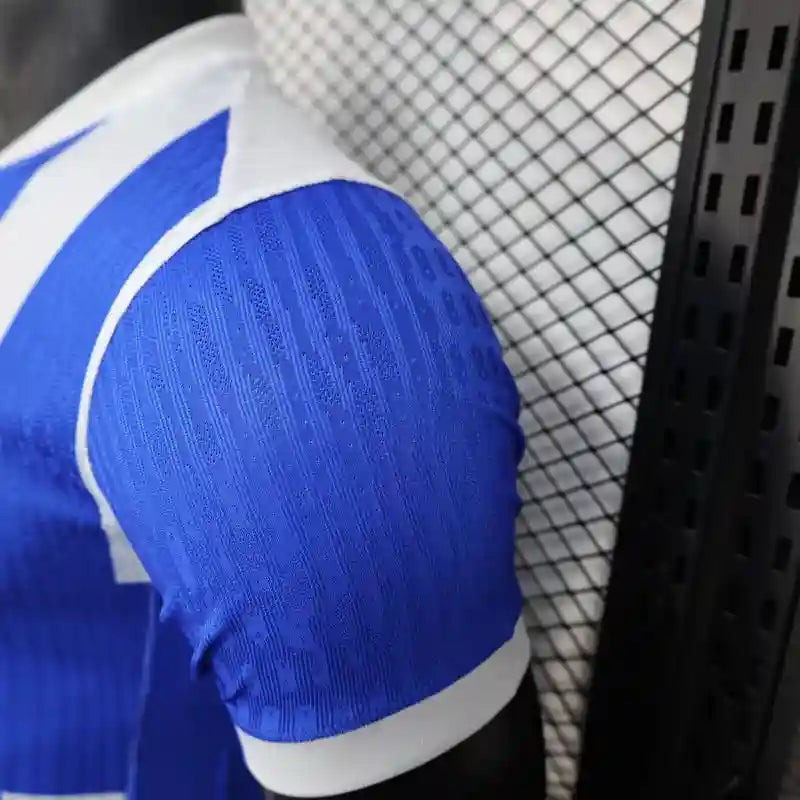 Maillot Brighton; Hove Albion 2025/2026 – Maillot Domicile