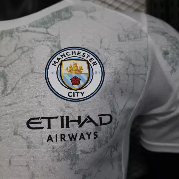 Maillot Manchester City FC 2025/2026 Extérieur– Homme (Blanc à Bande Diagonale Rouge et noir, Version Joueur)