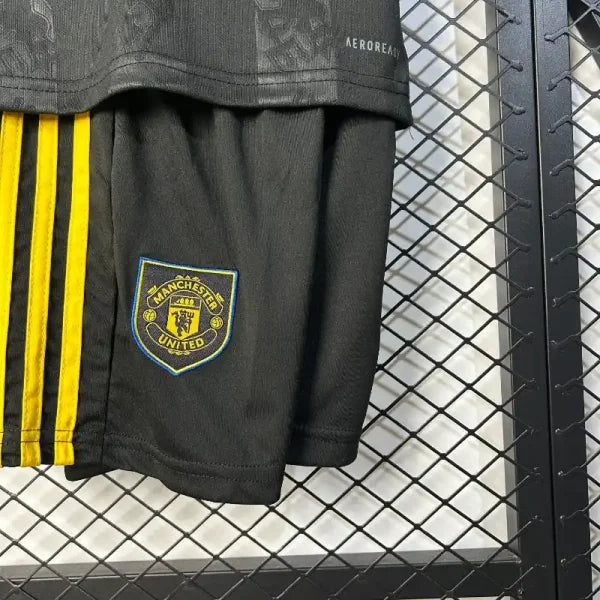 Ensemble enfant Manchester United 2025/2026 – Ensemble second éxtérieur (Noir avec Finitions Jaunes et Bleues)