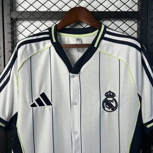 Maillot Real Madrid 2025/26 Édition Spéciale Baseball – Blanc-Noir-Jaune