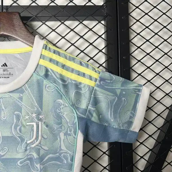 Ensemble Enfant Juventus 2025/26 – Extérieur