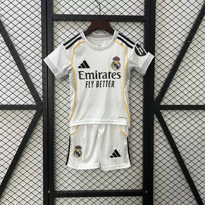 Ensemble enfant Real Madrid 2025/2026 –Domicile Blanc