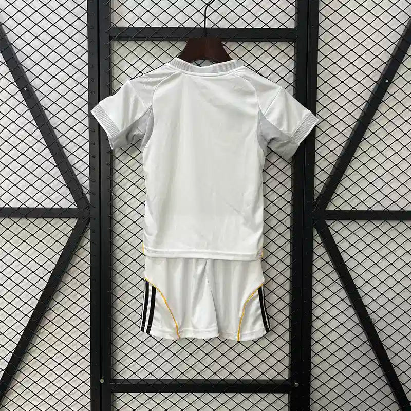 Ensemble enfant Real Madrid 2025/2026 –Domicile Blanc