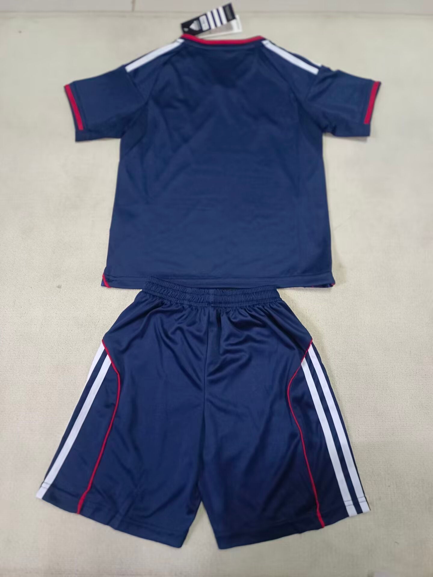 Ensemble 2025/2026- Olympique Lyonnais- Exterieur- Maillot OL + Short-Adulte+ enfant