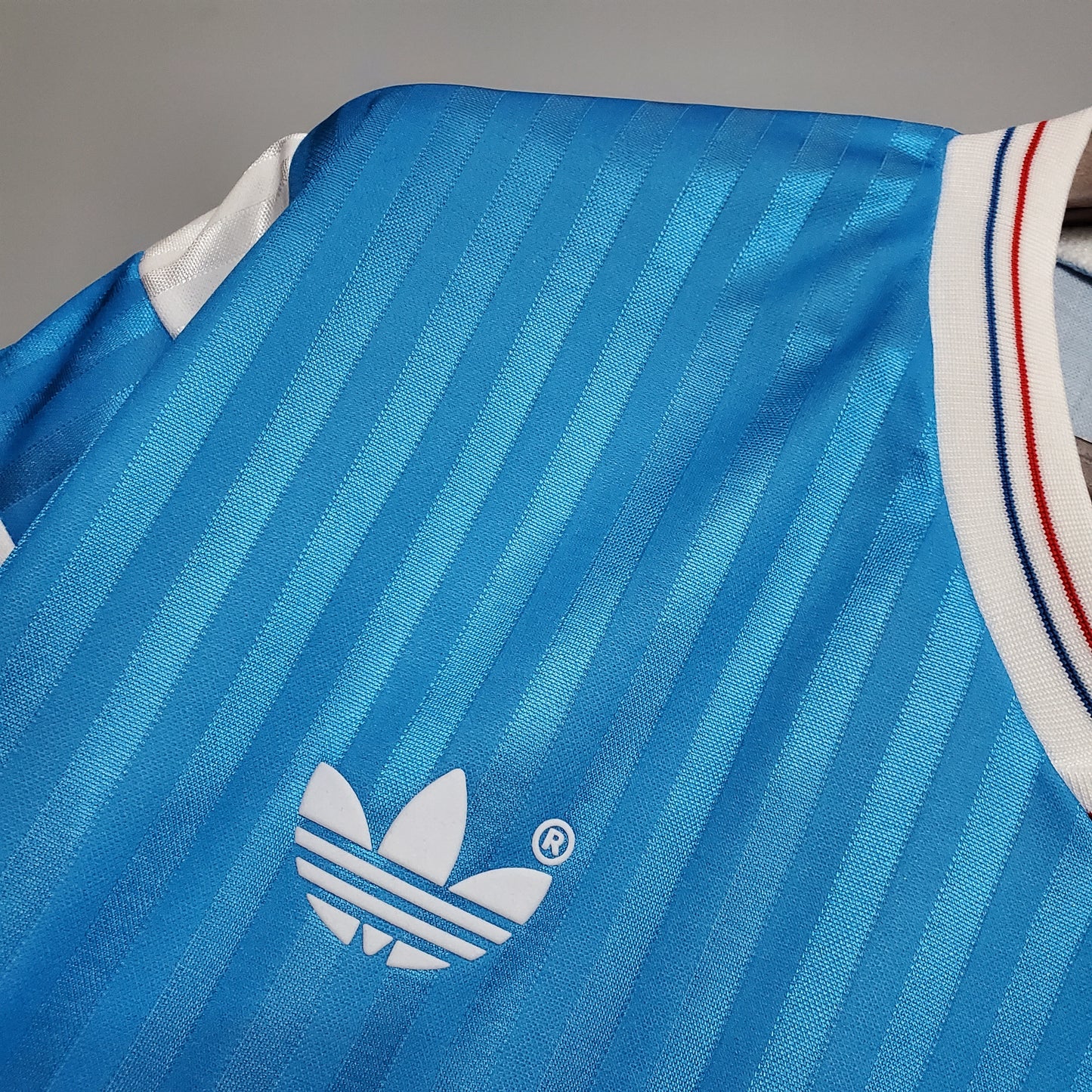 Maillot rétro de OM 1990/1991 Extérieure