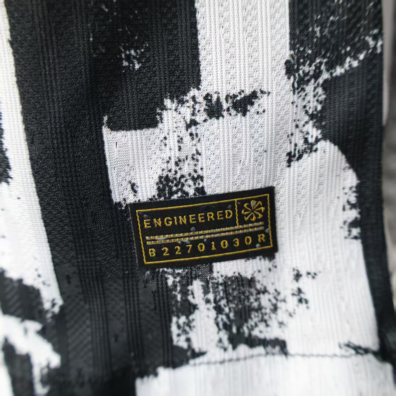 Maillot FC Barcelone 2025/2026 édition spéciale « Noir i Blanc »