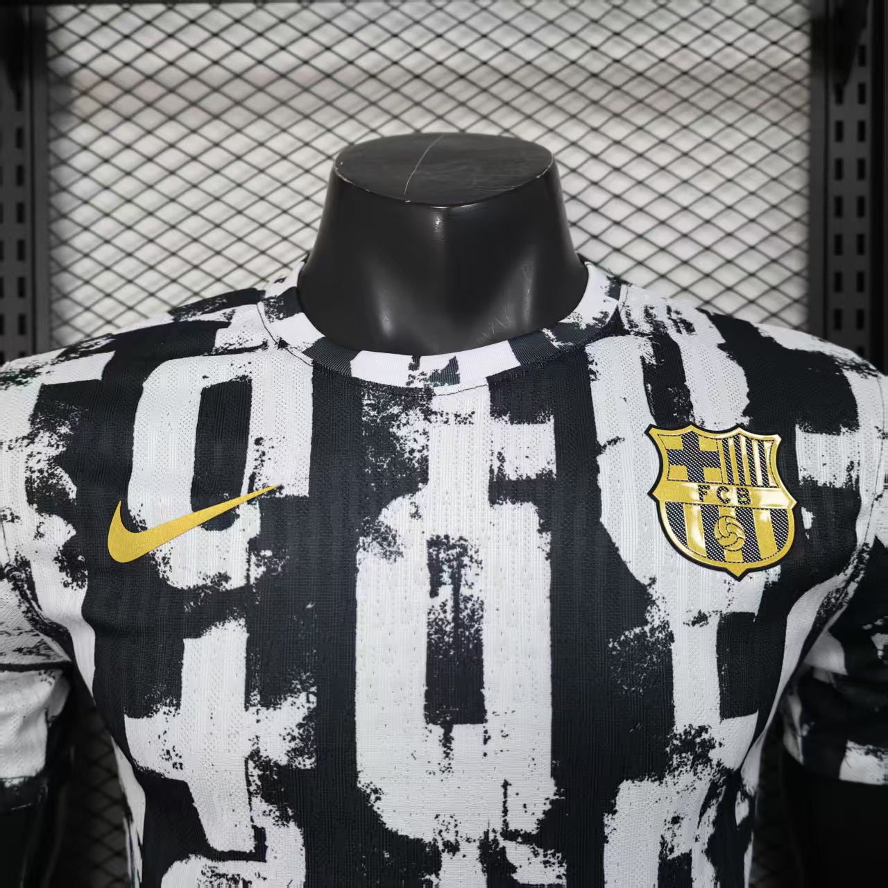 Maillot FC Barcelone 2025/2026 édition spéciale « Noir i Blanc »
