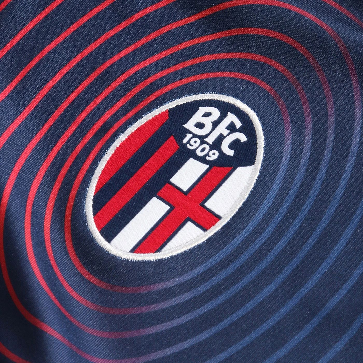 Maillot Bologone– 2025-2026-Avant-Match