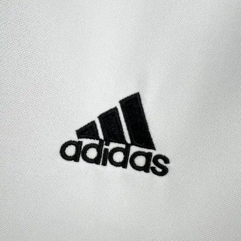 Maillot Real Madrid Rétro Homme 2002/2003 – Domicile Blanc