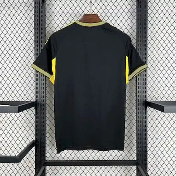 Maillot Édition Spéciale Real Madrid 2025/26 – Noir & Jaune