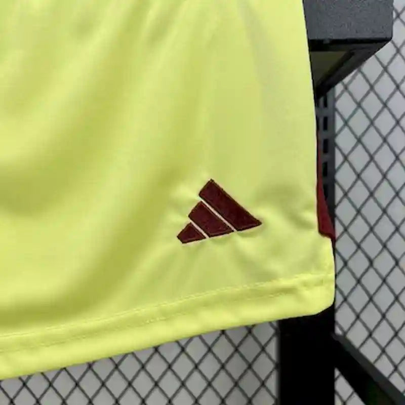Maillot Gardien Real Madrid 2024/2025 – Troisième Tenue Jaune