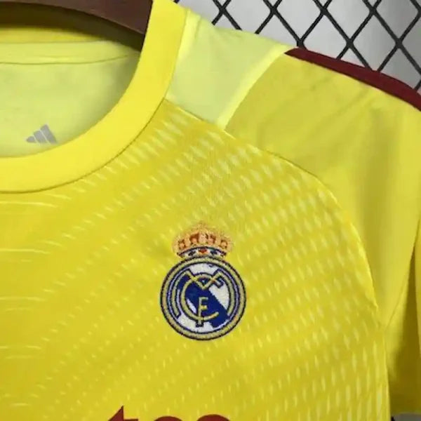 Maillot Gardien Real Madrid 2024/2025 – Troisième Tenue Jaune