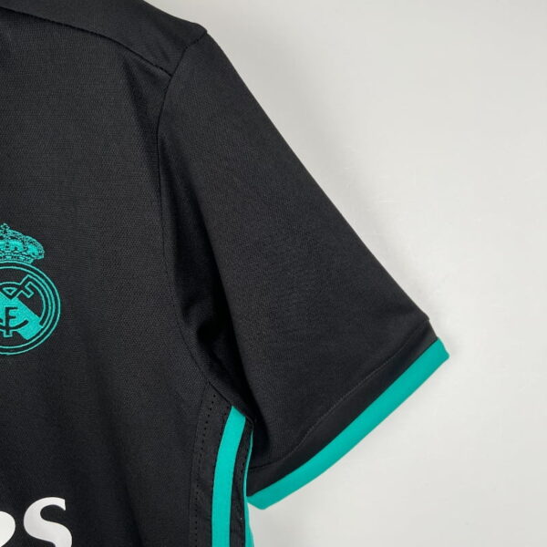 Maillot Real Madrid Rétro Homme 2017/2018 – Third Noir Manches Bleues