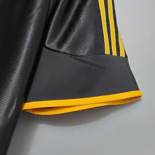 Maillot Real Madrid Rétro Homme 1998/1999 – Extérieur Noir/ Or