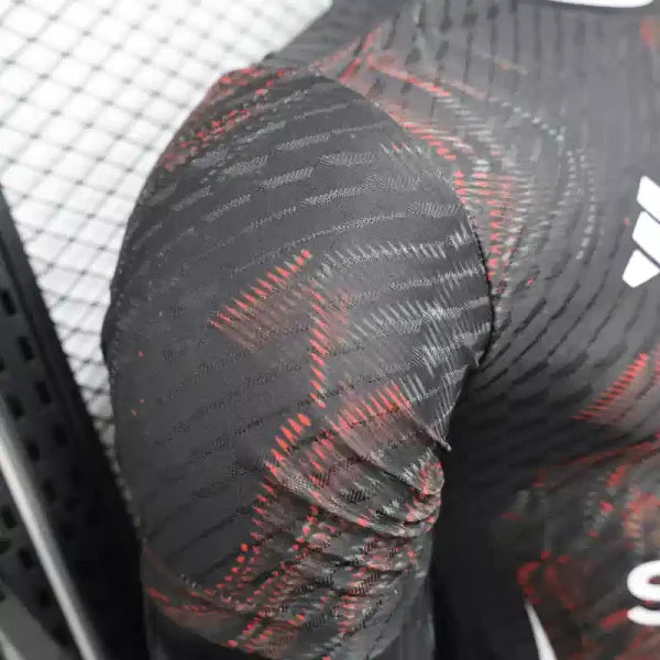 Maillot Manchester United 2025/2026 – Édition Spéciale Homme (Noir avec Nuances Rouges)