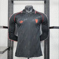 Maillot Manchester United 2025/2026 – Maillot Édition Spéciale Homme (Noir à Bandes Épaules Rouge &amp; Noir, Manches Longues)