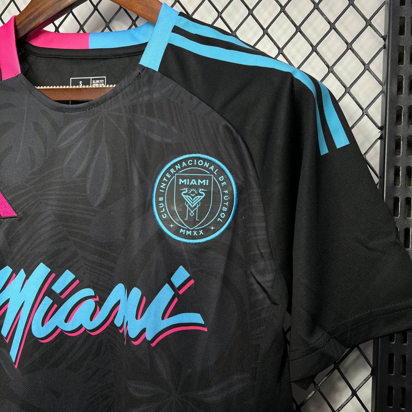 Maillot Inter Miami-2025/2026–Édition Spéciale “Rose Royal”- Manches Courtes-Homme-Miami