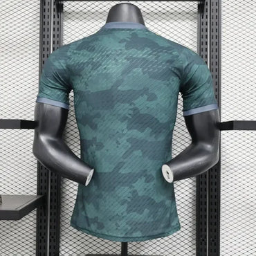 Maillot Real Madrid Edition spécial Mili-vert  2025/2026 Vert