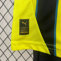 Ensemble enfant Manchester City FC 2024/2025 – Ensemble Extérieur Enfant (Maillot + Short)