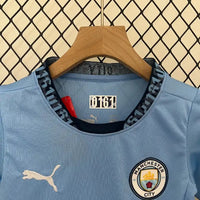 Ensemble enfant Manchester City FC 2024/2025 – Ensemble Domicile Enfant (Maillot + Short)