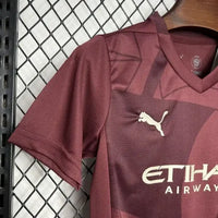 Ensemble enfant Manchester City FC 2024/2025 – Ensemble Second Extérieur Enfant (Couleur Bordeaux)