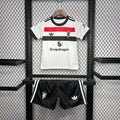 Ensemble enfant Manchester United 2024/2025 –Second Maillot Extérieur (Blanc avec Motifs Argentés)