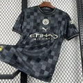 Manchester City FC 2024/2025 – Maillot Édition Spéciale damier Noir et Gris Homme