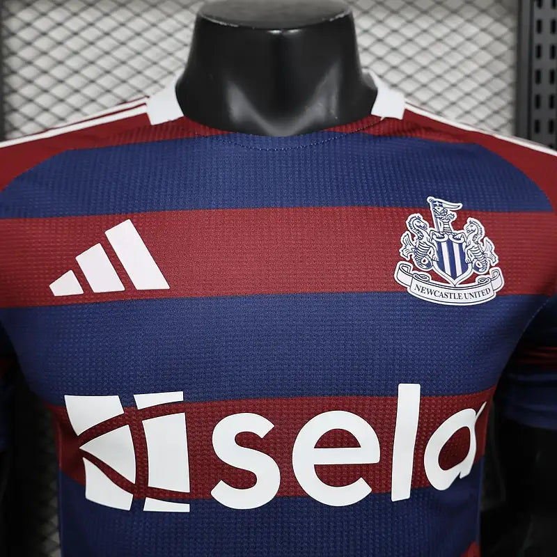 Maillots Newcastle United 2024/2025 – Maillot extérieur