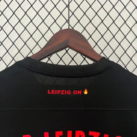Maillot  RB Leipzig 2025/2026 – Édition Spéciale “Leipzig On Fire”