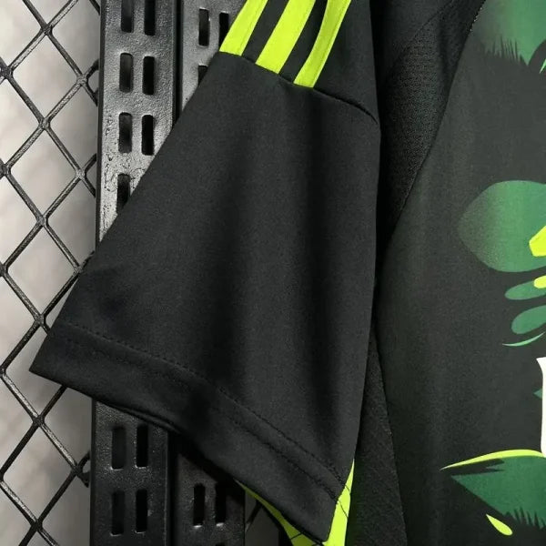 Maillot  Real Madrid 2025/26 Editions Spécial Vert Jungle - Manches courtes