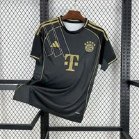 Maillot Bayern Munich 2025/2026 – Maillot Édition Spéciale Noir ; Or